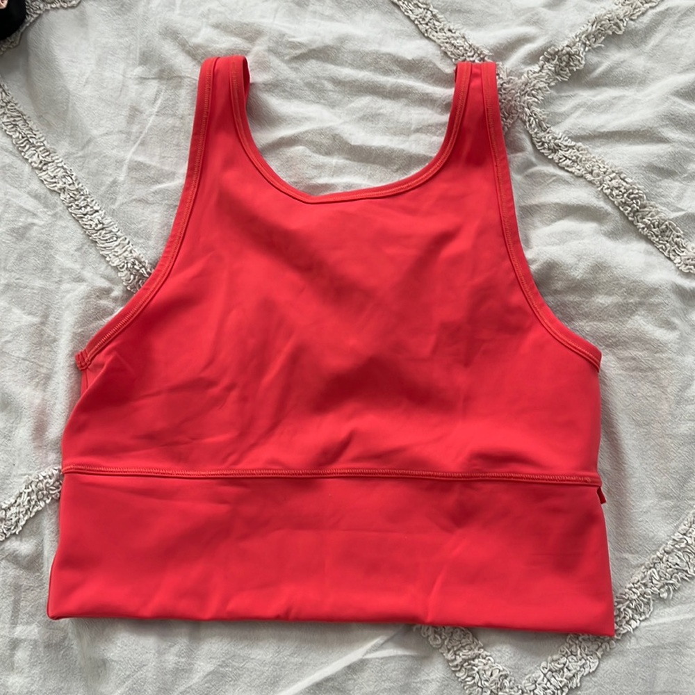 Lululemon power pivot tank - size 10